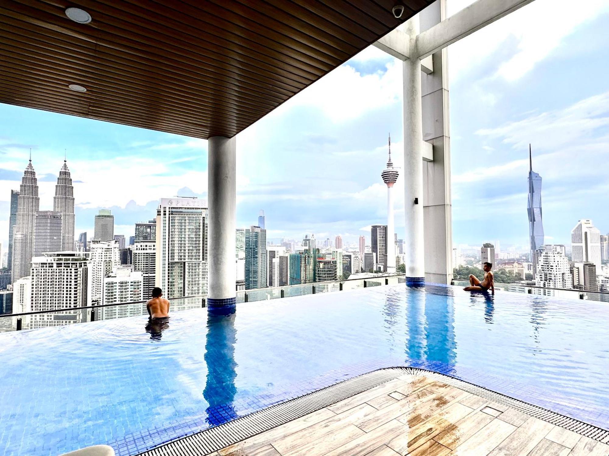 クアラルンプールThe Luxe Colony Klcc By Infinitumアパートメント エクステリア 写真