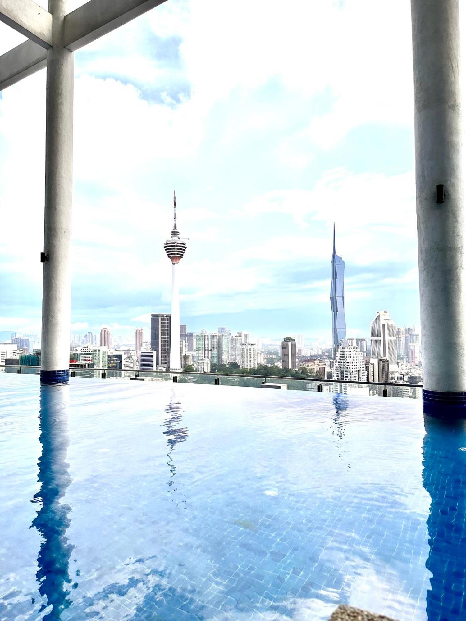 クアラルンプールThe Luxe Colony Klcc By Infinitumアパートメント エクステリア 写真